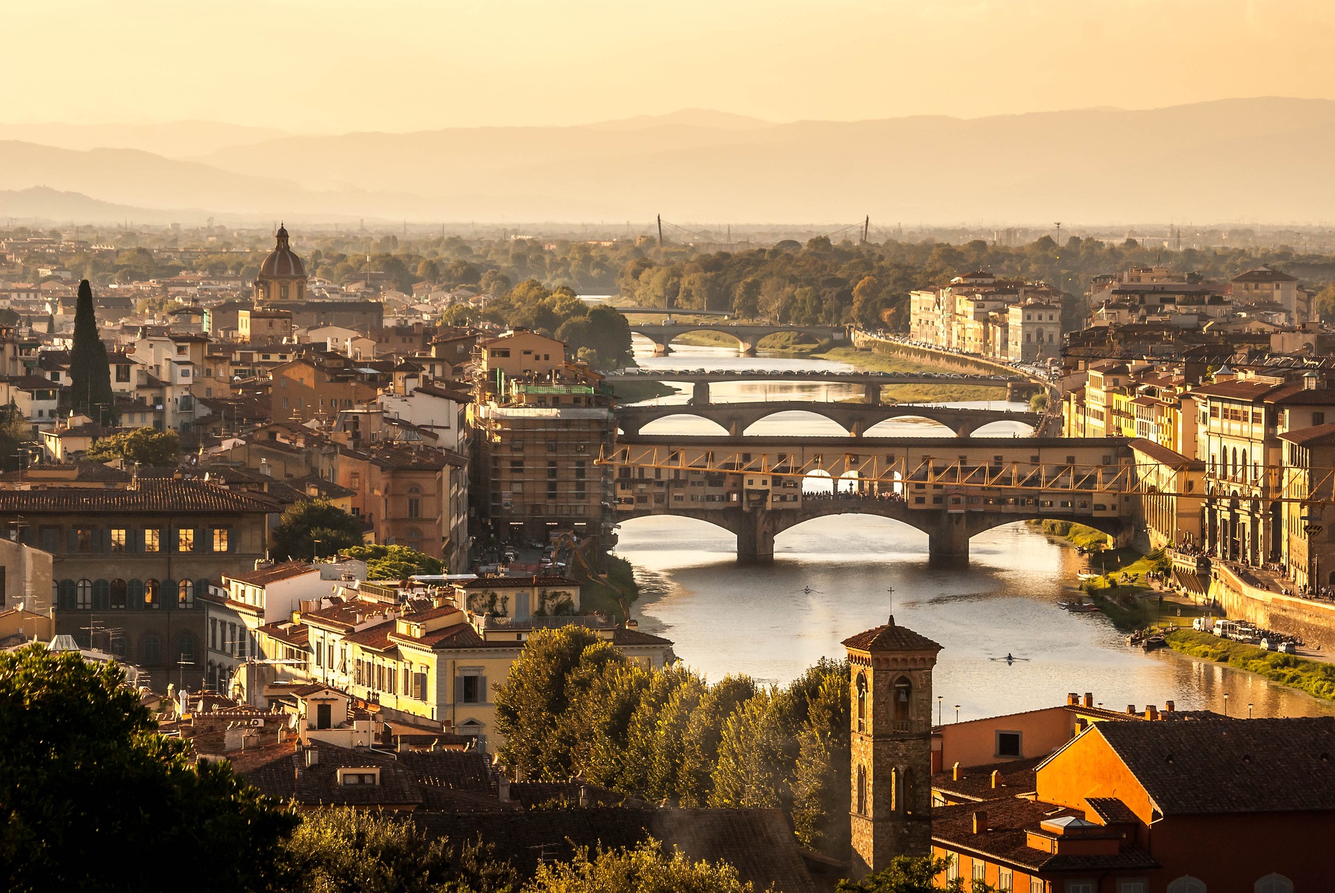 Florença, Itália - Foto por Rolanas Valionis no Pixabay