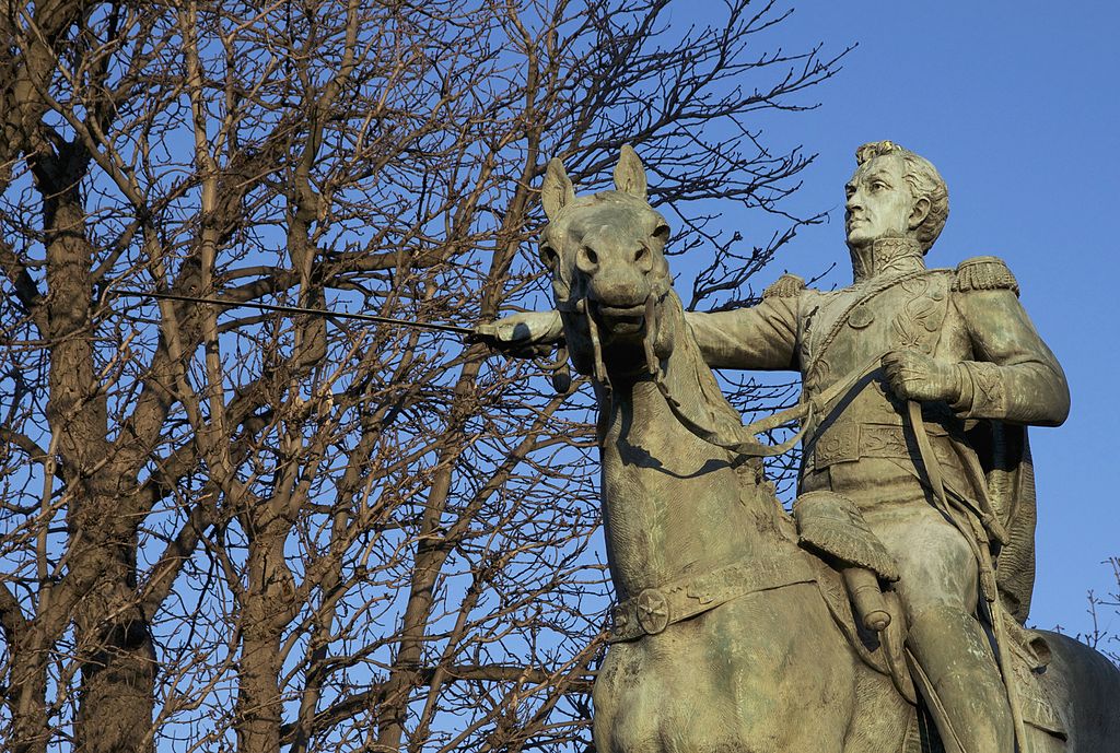 Estátua de Simon Bolivar - Imagem por Emmanuel Frémiet em Wikimedia Commons